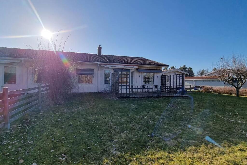 Trivsamt Parhus I Lugnt Omrade Inne I Tranas! Tranås Exterior foto